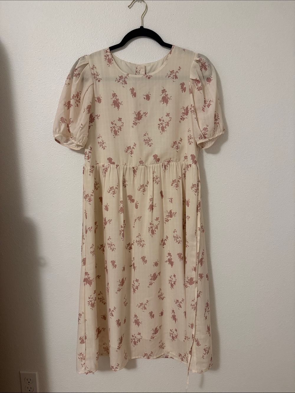 Girls Cream Floral Puff-Sleeve Dress